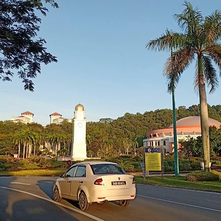Sepanggar Kingfisher Homestay Kota Kinabalu Eksteriør billede