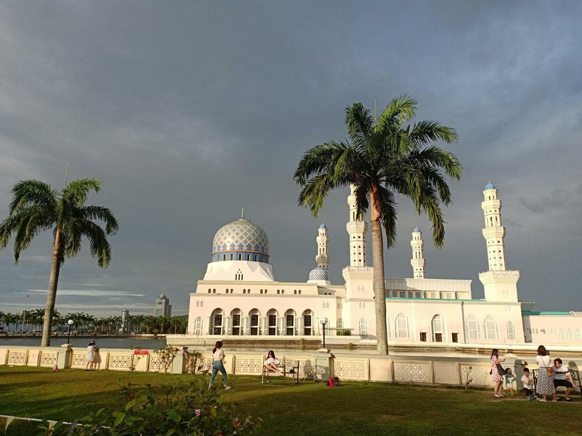Sepanggar Kingfisher Homestay Kota Kinabalu Eksteriør billede